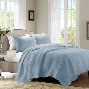 Tuscany 3 Piece Reversible Scalloped Edge Full/Queen Quilt Set In Blue