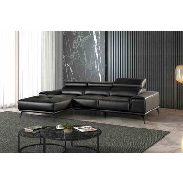 Vadso Left Chaise Sectional In Black