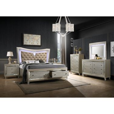 Venetian Platform Bedroom Set with Lights In Champagne Silver