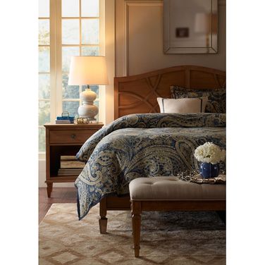 Victoria Nightstand In Light Natural