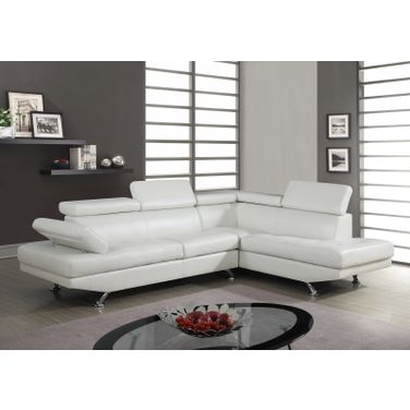 Global Furniture U9782 2-Piece Sectional in White