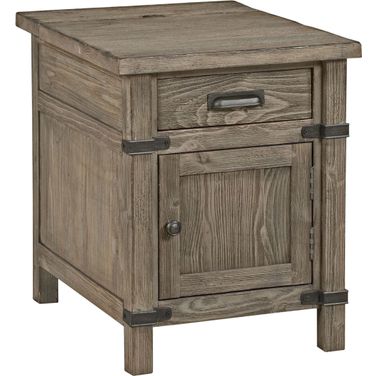 Foundry Chairside Table