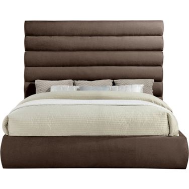 Adam Chenille Fabric King Bed In Brown