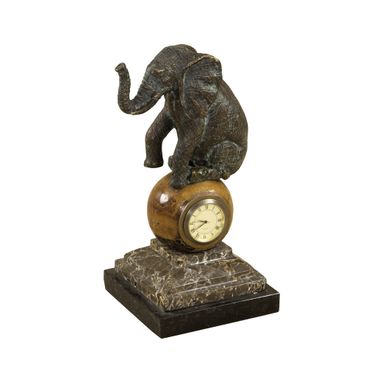 Agile Elephant Clock In Brass/Penshell/Stone