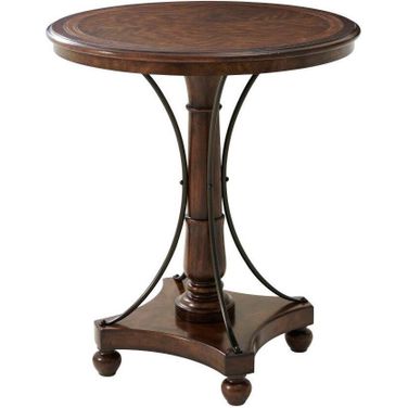 Arrondissement Bar Table