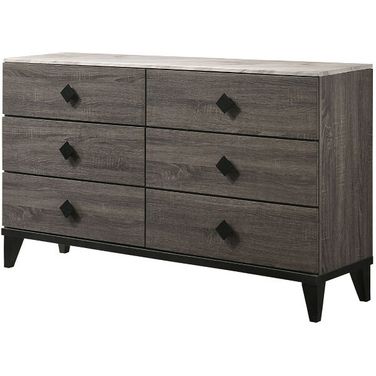Avantika Dresser