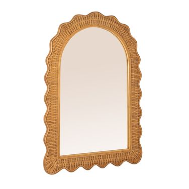 Bianca Arched Wall Mirror with Scalloped Woven Frame In Natural