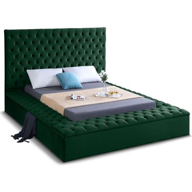 Bliss Velvet Queen Bed In Green