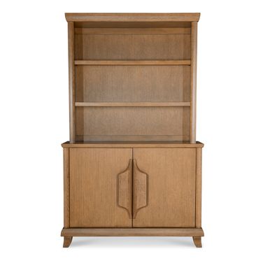 Carrier and Company Case Cyrus Hutch In Brown