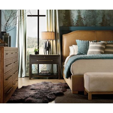 Driftwood Upholstered Bedroom Set In Brown