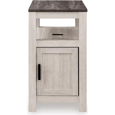 Fendenmore Chairside End Table In Two-tone