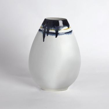Glass Small Drip Vase In White