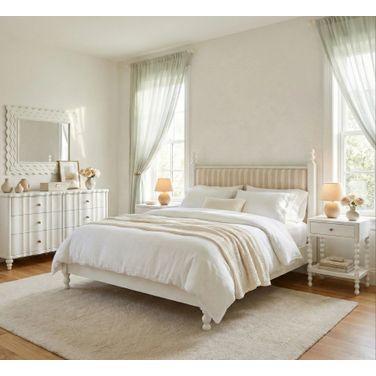 Haven Upholstered Finial Bedroom Set In Warm White