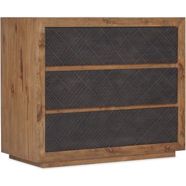 Hooker Furniture Big Sky Bachelors Chest In Medium Wood