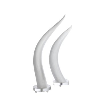 Horns (S2) In White and Cream