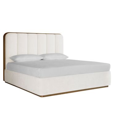 Jamille King Platform Bed In Eclipse White