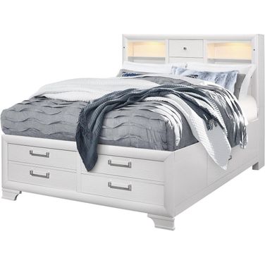 Jordyn Full Bed In White