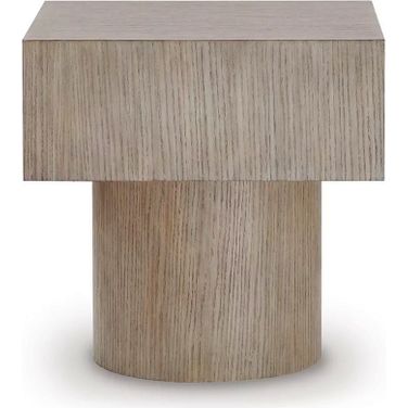 Jorielyn End Table In Light Grayish Brown