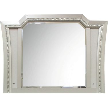 Kaitlyn Mirror