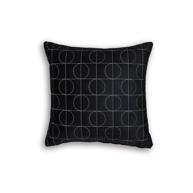 Kydner Pillow Set of 4 In Black and Silver