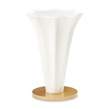 La Terrazza Chairside Table In Creamy Pearl