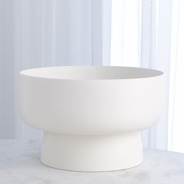 Large Encircle Tazza In Chalk