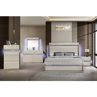 Leonor Panel Bedroom Set In Gray