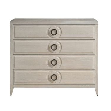 Lizmore Chest In White Oak