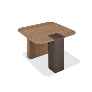 LP 467B3 End Table In Walnut