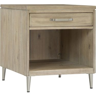 Maddox End Table In Biscotti
