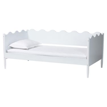 Malaya Wood Full Daybed with Scalloped Edges In White