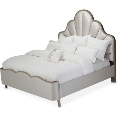 Malibu Crest California King Scalloped Panel Bed In Chardonnay