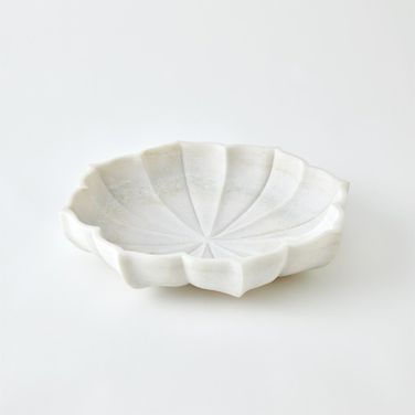 Marble Large Petal Bowl In White