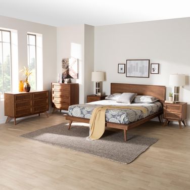 Melora Wood and Rattan 5 Piece Queen Bedroom Set In Walnut Brown