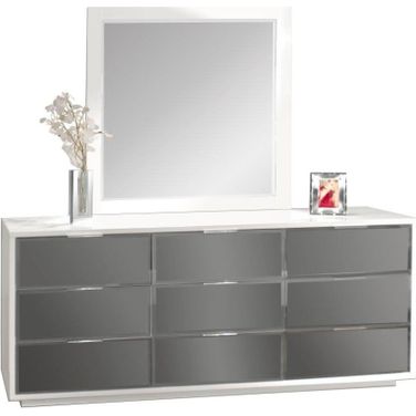 Mera White Lacquer Dresser