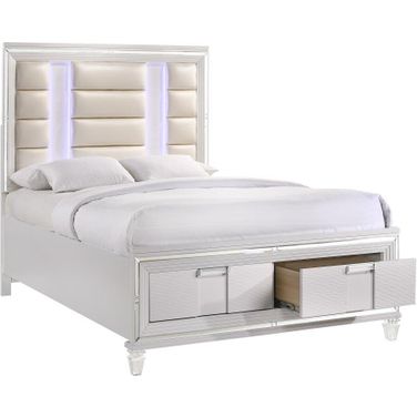 Picket House Furnishings Charlotte 2 Drawer Queen Storage Bed in White