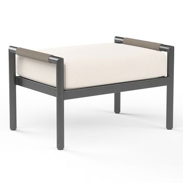 Pietra Ottoman in Echo Ash