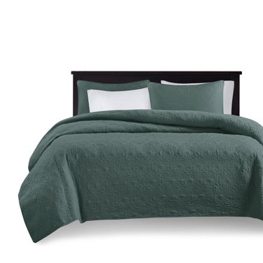 Quebec 3 Piece Reversible Quilt Set In Balsam Green