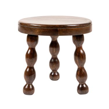 Reese Round Mango Wood Accent Table with Dowel Tri-Pod Legs In Walnut