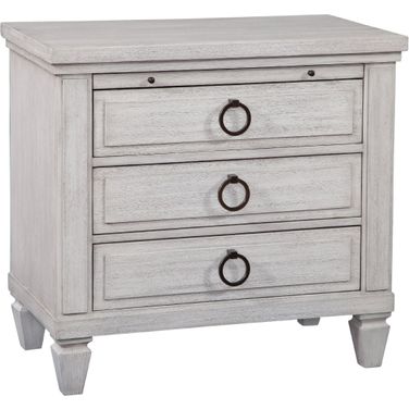 Salter Path 3 Drawer Nightstand In White Grain