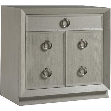 Signature Designs Zeitgeist Hall Door Chest In Antiqued White