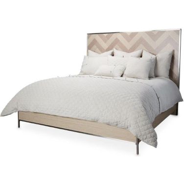 Silverlake Village Washed Oak California King Panel Bed