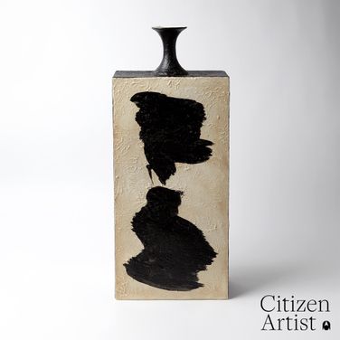 Thetis Tall Vase In Black