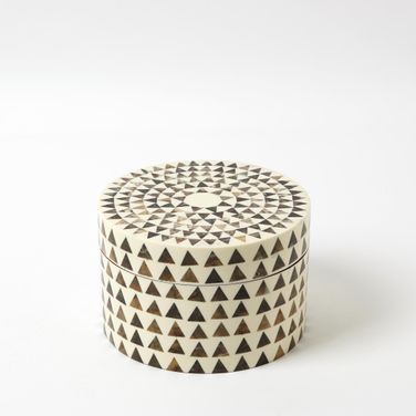 Triangle Stripe Small Round Box In Gold