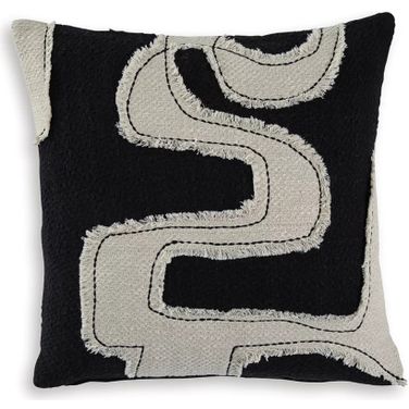 Veerbank Pillow Set of 4 In Black and Beige