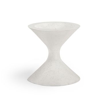 Vessa Concrete Planter In Cream