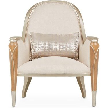 Villa Cherie Accent Chair In Pearl/Caramel