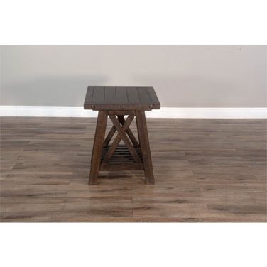 Vivian End Table In Brown
