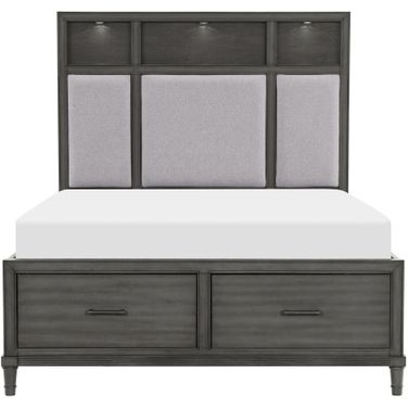 Wittenberry Queen Platform Bed In Gray