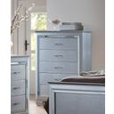 The appearance of Crown Mark Lillian Grey 5 Drawer Chest designed by Crown Mark in the modern / contemporary interior design. This grey piece of furniture  was selected by 1StopBedrooms from Lillian Collection to add a touch of cosiness and style into your home. Sku: B7100-4. Material: MDF.